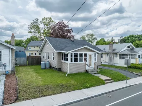 1451 Bay St, Springfield, MA 01109