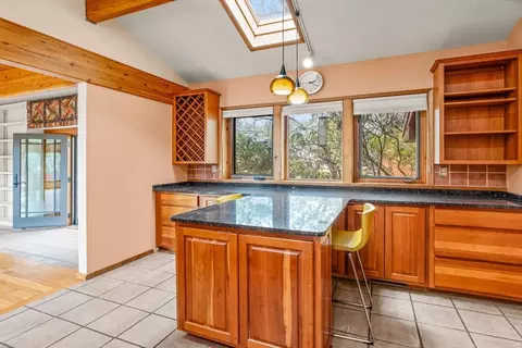 13 Cedar St, Mashpee, MA 02649 photo 6