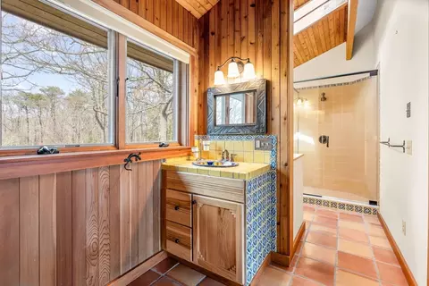 13 Cedar St, Mashpee, MA 02649 photo 24