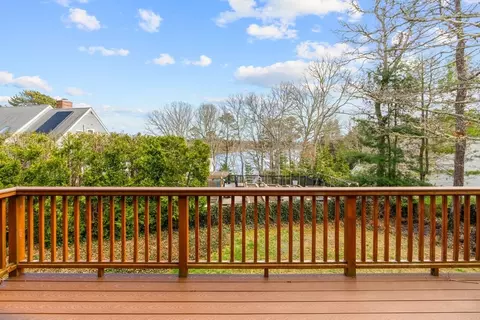 13 Cedar St, Mashpee, MA 02649 photo 26