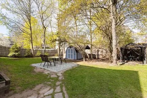 Exterior - 8 Contentment Pl, Dedham, MA 02026 photo 3 of 6