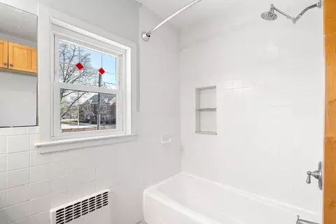 Bath - 8 Contentment Pl, Dedham, MA 02026 photo 2 of 3