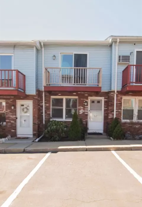 250 Congress Ave #40, Chelsea, MA 02150