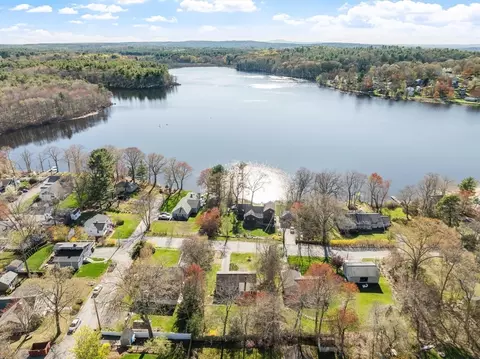 16 Lakeview Dr, Littleton, MA 01460