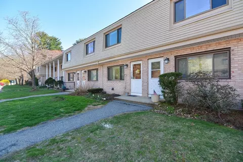 189 Farrwood Dr #189, Haverhill, MA 01830