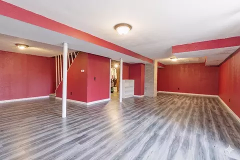 Living - 407 Mower St, Worcester, MA 01602 photo 1 of 1