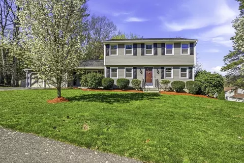 31 Lexington Rd, Shrewsbury, MA 01545