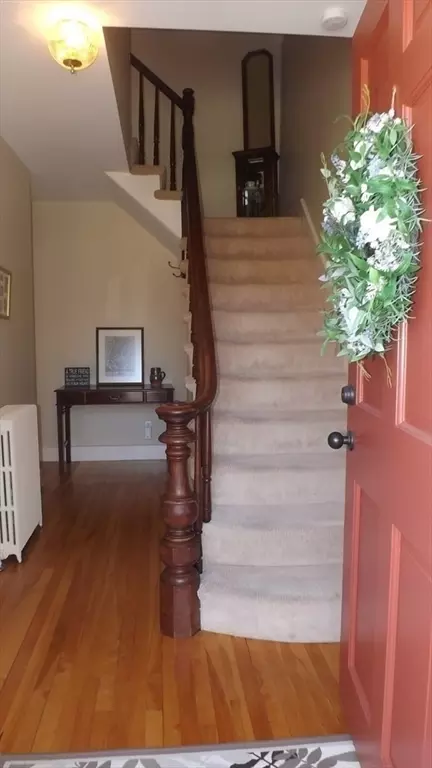 Entry Way - 61 Nelson Pl, Worcester, MA 01605 photo 1 of 3