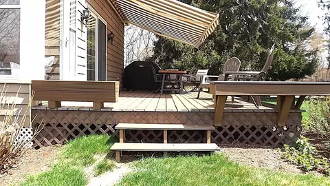 Exterior - 61 Nelson Pl, Worcester, MA 01605 photo 9 of 10