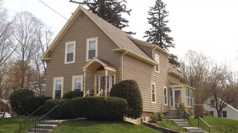 61 Nelson Pl, Worcester, MA 01605