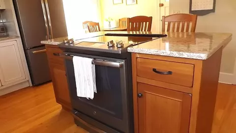 Kitchen - 61 Nelson Pl, Worcester, MA 01605 photo 4 of 5