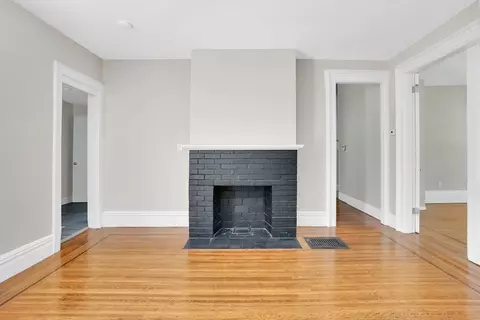 52 Thompson St, Springfield, MA 01109 photo 37