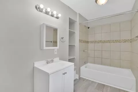52 Thompson St, Springfield, MA 01109 photo 34