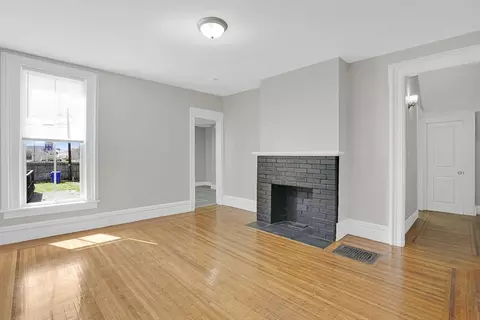 52 Thompson St, Springfield, MA 01109 photo 21