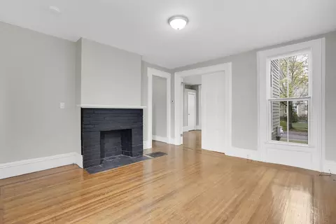 52 Thompson St, Springfield, MA 01109 photo 20