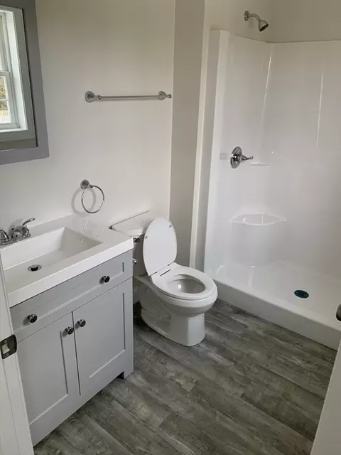 86 Beaumont Ave, Chicopee, MA 01013 photo 6
