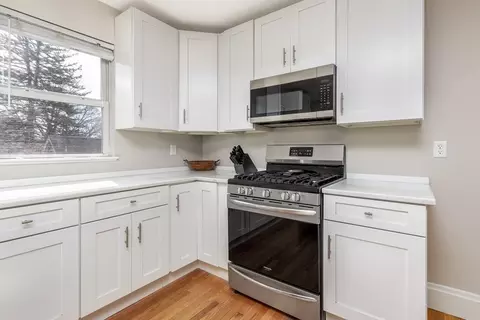 26 Cedar St #2, Marblehead, MA 01945 photo 14