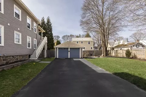 26 Cedar St #2, Marblehead, MA 01945 photo 4