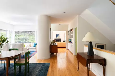 Entry Way - 185 Warren St, Brookline, MA 02445 photo 1 of 2