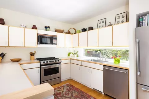 Kitchen - 185 Warren St, Brookline, MA 02445 photo 1 of 1