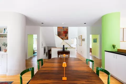 Dining - 185 Warren St, Brookline, MA 02445 photo 2 of 3