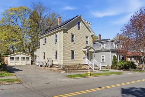 19 Appleton St, Salem, MA 01970 photo 2