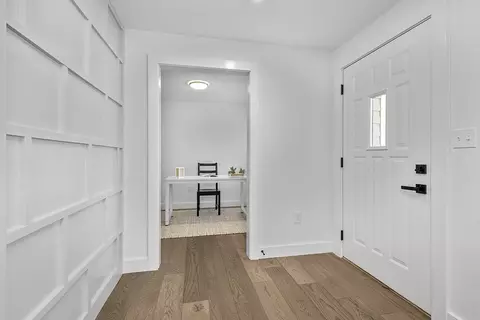 Entry Way - 1 Ridge Hill Rd, Canton, MA 02021 photo 1 of 3