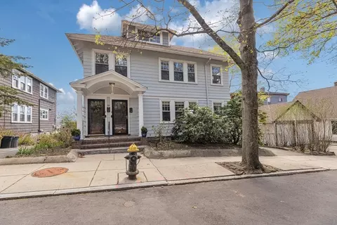 38 Guernsey St #1, Boston, MA 02131