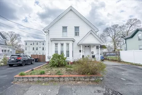 21 Pine Ave, Brockton, MA 02301