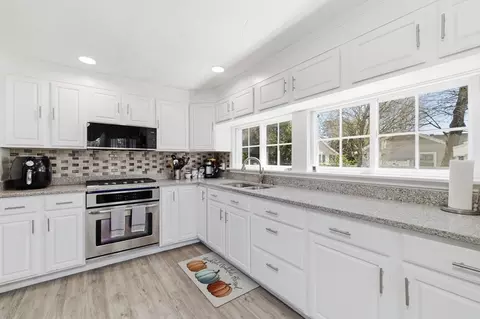 Kitchen - 6 Birch St, Wareham, MA 02571 photo 2 of 3