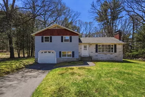 135 Summer St, Blackstone, MA 01504