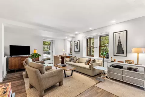 101 Summit #E, Brookline, MA 02446 photo 4