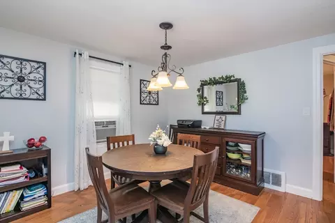 Dining - 222 Plumtree Rd, Springfield, MA 01118 photo 1 of 2