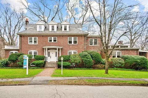 24 Radcliff Rd, Newton, MA 02468