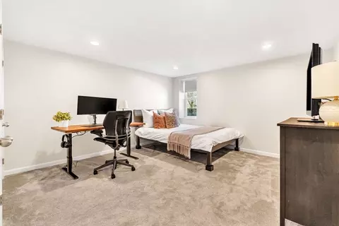 72 Oakcrest Rd, Needham, MA 02492 photo 17