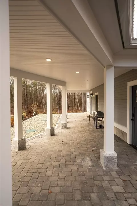Exterior - 8 Stearns Rd, Upton, MA 01568 photo 7 of 8