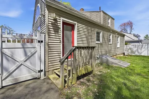 182 Ely Ave, West Springfield, MA 01089 photo 32