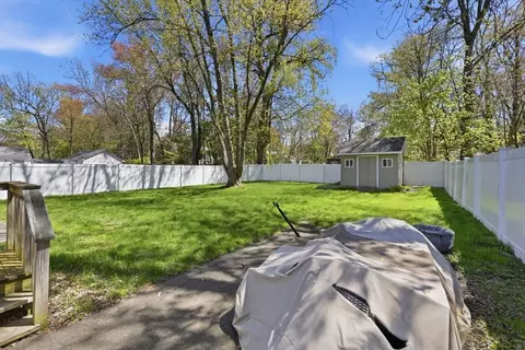 182 Ely Ave, West Springfield, MA 01089 photo 31