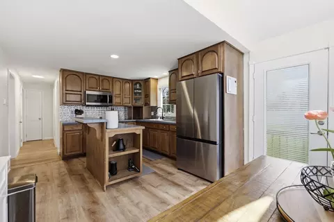 182 Ely Ave, West Springfield, MA 01089 photo 18
