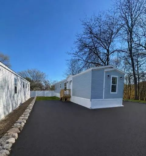 165 Newbury #6, Peabody, MA 01960