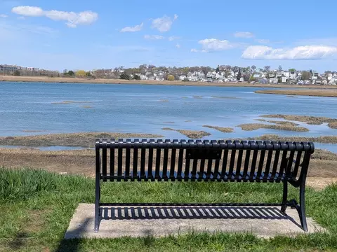 7 Willis Ave, Winthrop, MA 02152