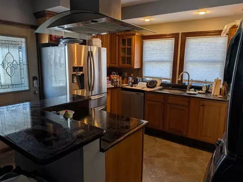 Kitchen - 7 Willis Ave, Winthrop, MA 02152 photo 2 of 9