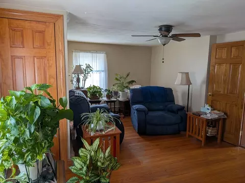Living - 7 Willis Ave, Winthrop, MA 02152 photo 5 of 6