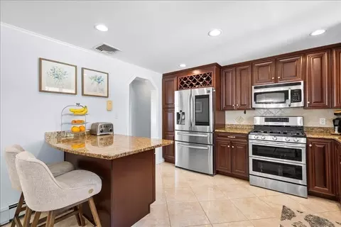 69 Whitehall St, Dedham, MA 02026 photo 10