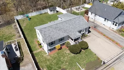 69 Whitehall St, Dedham, MA 02026 photo 2