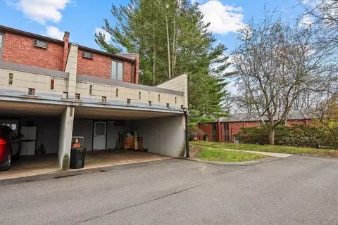 8 Sutton Ct #8, Amherst, MA 01002 photo 27