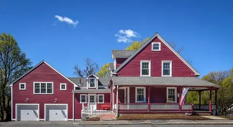 88 Elm St, Framingham, MA 01701