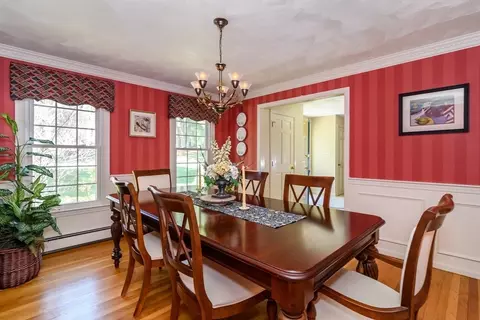 36 Bubbling Brook Rd, Walpole, MA 02081 photo 10