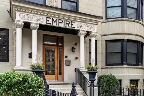 1471 Beacon St #10, Brookline, MA 02446