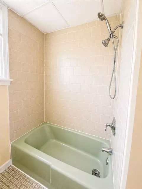 185 Stevens St, Fall River, MA 02721 photo 6